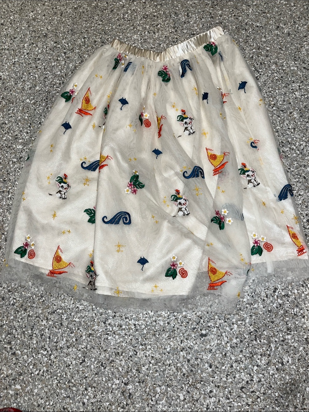 Disney Hanna Andersson cream Tulle Skirt with Multicolor Embroidery